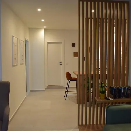 Downtown Delight * خانيا